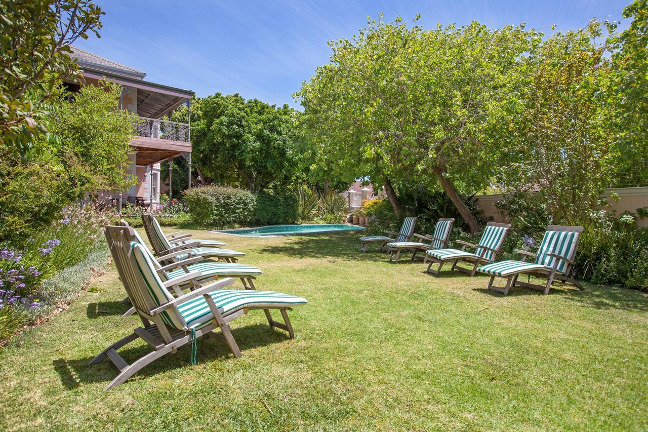 Medindi Manor Hotel Cape Town Bagian luar foto