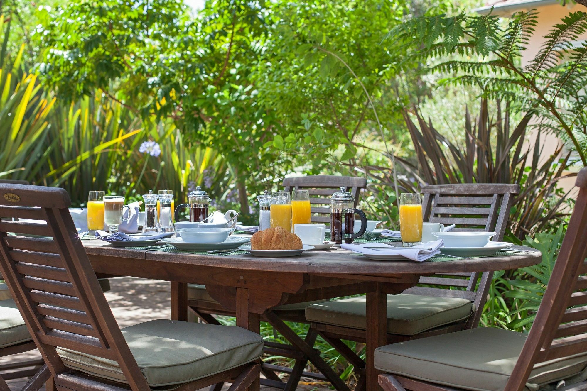 Medindi Manor Hotel Cape Town Bagian luar foto