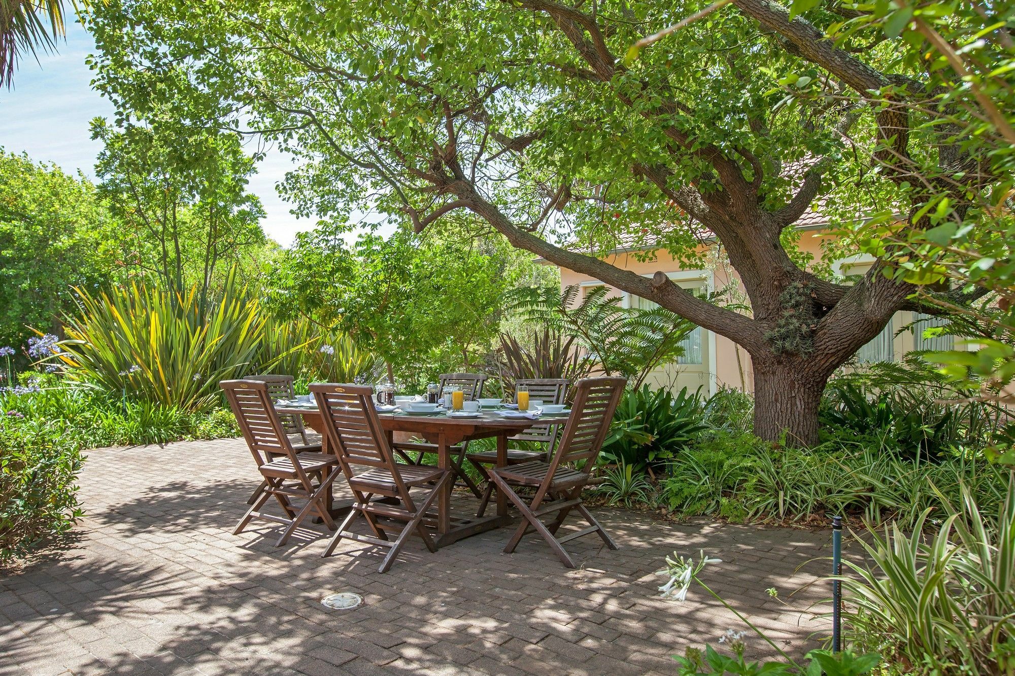 Medindi Manor Hotel Cape Town Bagian luar foto