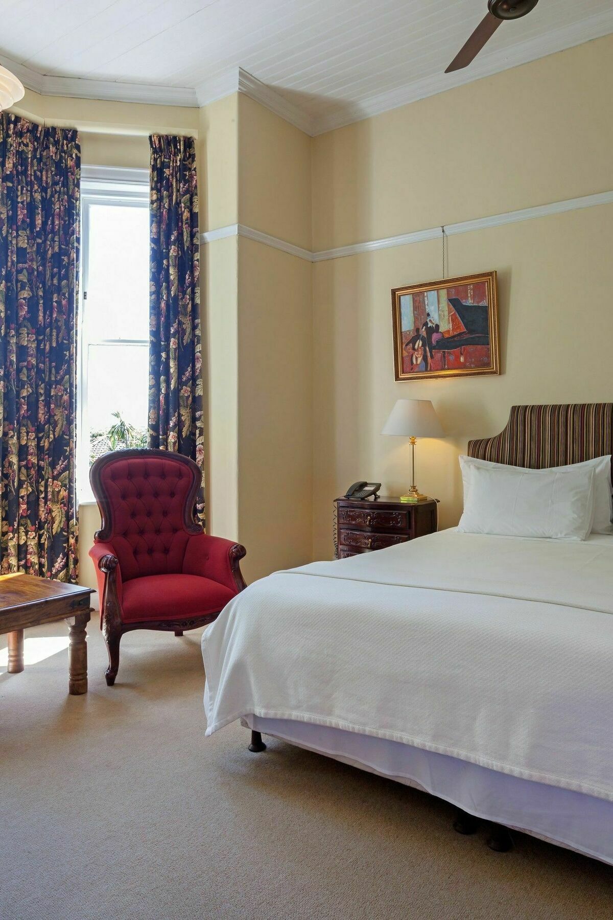 Medindi Manor Hotel Cape Town Bagian luar foto