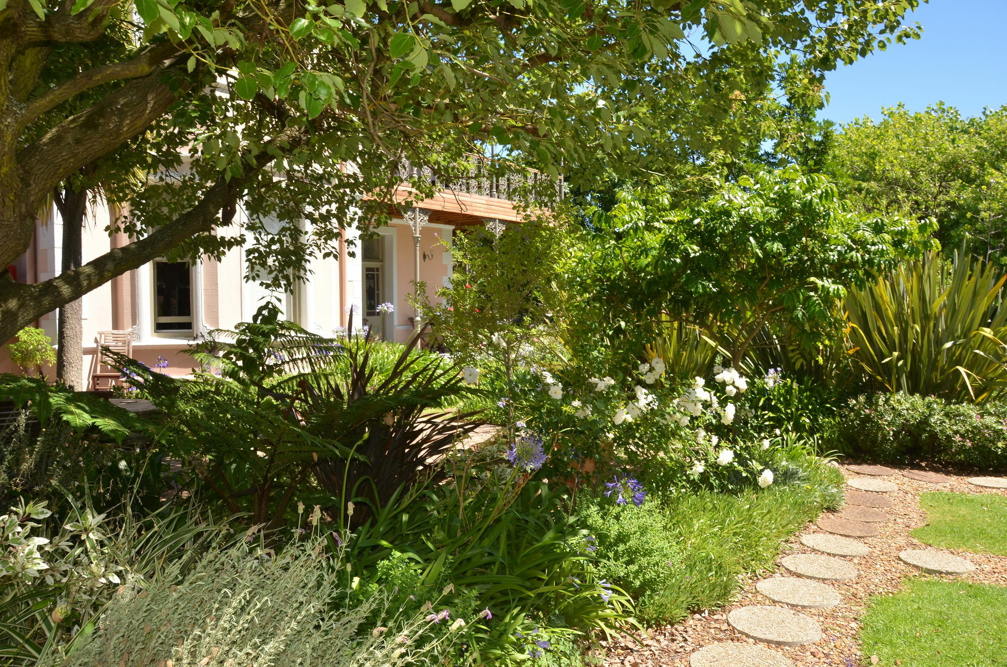 Medindi Manor Hotel Cape Town Bagian luar foto